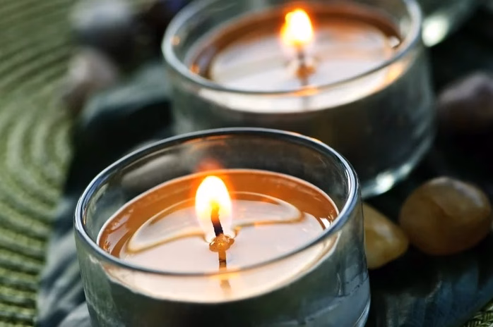 Thắp nến giúp tăng vượng khí cho người thuộc tính Bạch hổ Thắp nến giúp tăng vượng khí cho người thuộc tính Bạch hổ