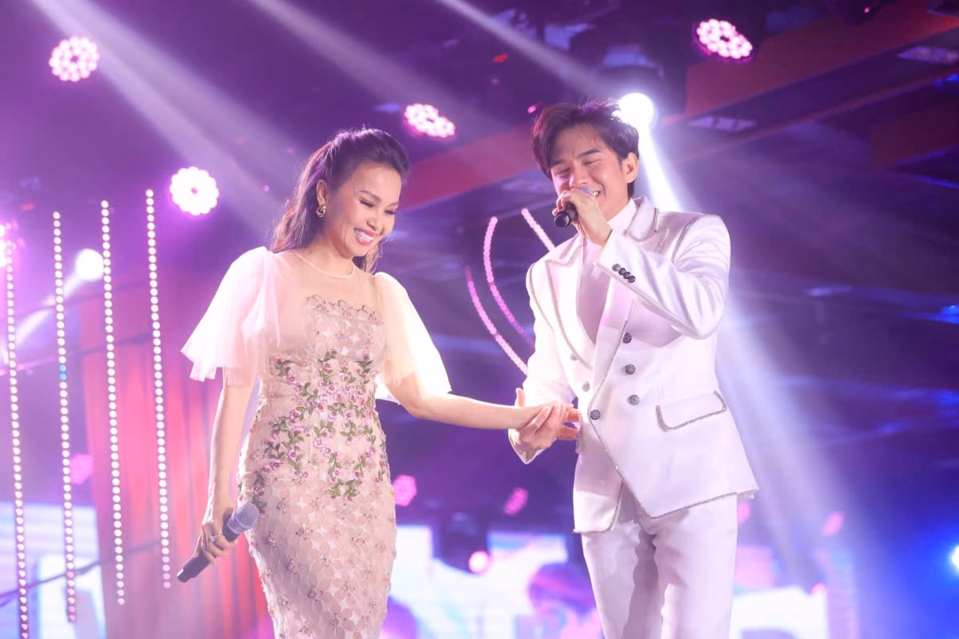Show ca nhạc Đan Trường - Cẩm Ly Show ca nhạc Đan Trường - Cẩm Ly