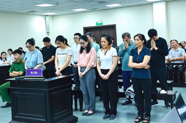 Các bị cáo tại phiên tòa Các bị cáo tại phiên tòa