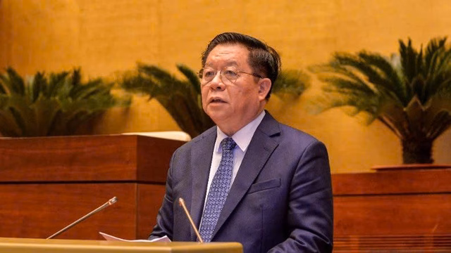 Ông Nguyễn Trọng Nghĩa phát biểu tại hội nghị Xây dựng nền văn học, nghệ thuật tiên tiến, đậm đà bản sắc dân tộc - Ảnh 1.