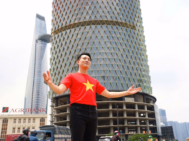 MV Hành khúc Tuổi trẻ Việt Nam tràn đầy cảm xúc Nguyễn Phi Hùng với Hành khúc tuổi trẻ Việt Nam - Ảnh 2.
