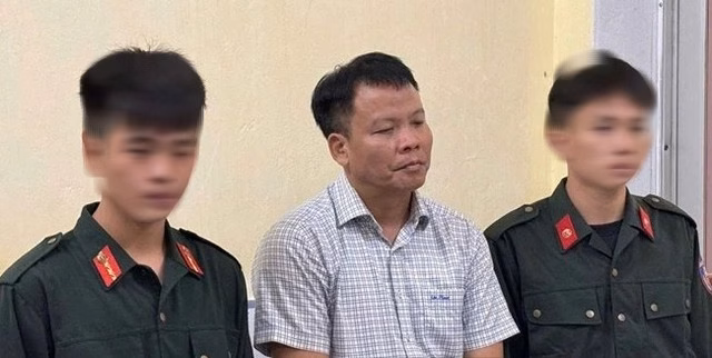 Cựu tổng biên tập tạp chí Môi trường - Đô thị và thuộc cấp Cựu tổng biên tập tạp chí Môi trường - Đô thị và thuộc cấp