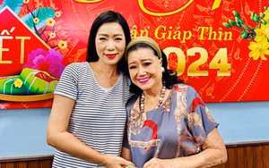 NSND Trịnh Kim Chi và đồng nghiệp NSND Trịnh Kim Chi cùng thế hệ nghệ sĩ vàng