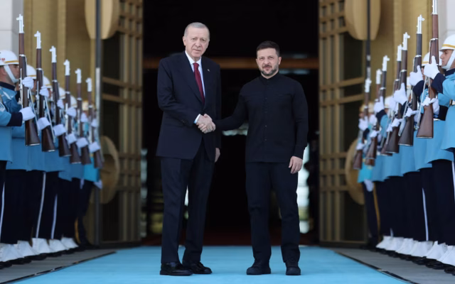 Tổng thống Ukraine và Thổ Nhĩ Kỳ gặp nhau tại Ankara Tổng thống Ukraine và Thổ Nhĩ Kỳ gặp nhau tại Ankara