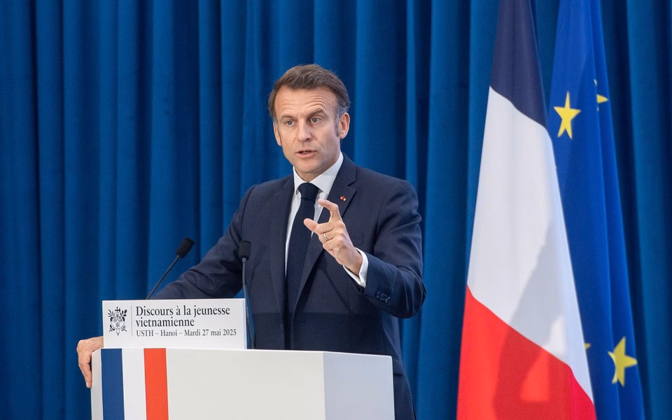 Tổng thống Pháp Emmanuel Macron và Phu nhân kết thúc chuyến thăm Việt Nam Tổng thống Pháp Emmanuel Macron và Phu nhân kết thúc chuyến thăm Việt Nam