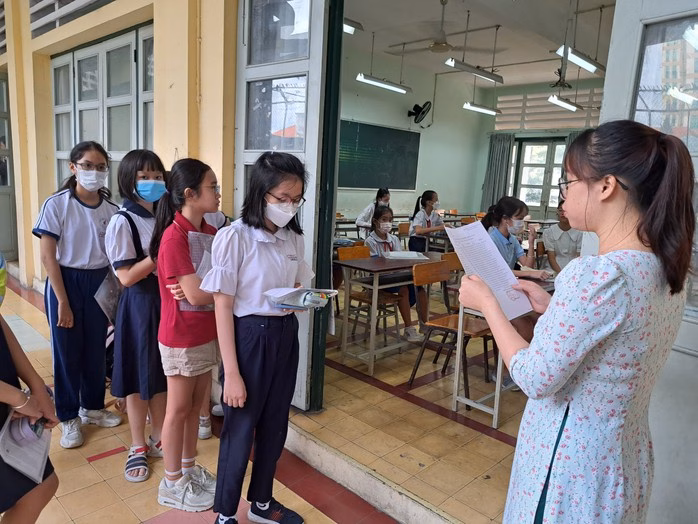 Học sinh tham dự một kỳ khảo sát vào lớp 6 Trường Trần Đại Nghĩa Học sinh tham dự một kỳ khảo sát vào lớp 6 Trường Trần Đại Nghĩa