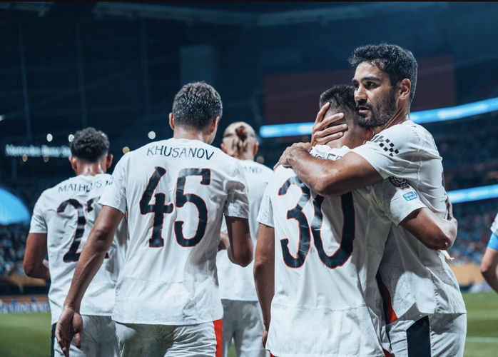 Ilkay Gundogan mở tỉ số cho Man City Ilkay Gundogan mở tỉ số cho Man City