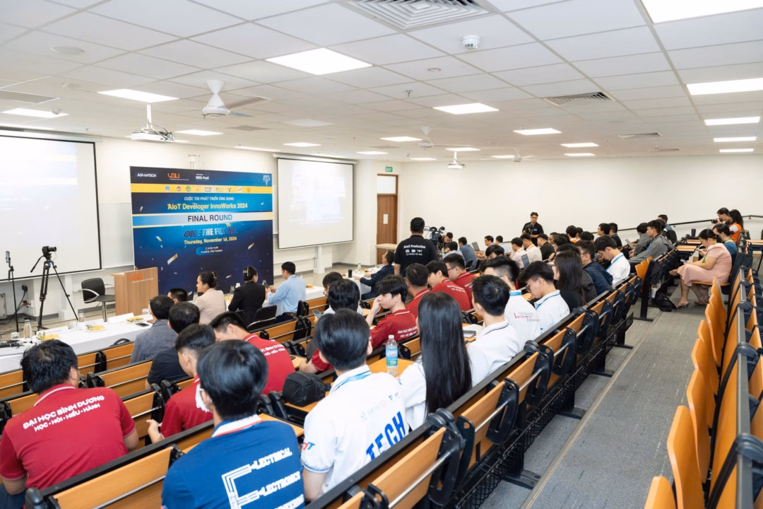 Cuộc thi Innoworks nhận được sự quan tâm của các bạn trẻ Cuộc thi Innoworks nhận được sự quan tâm của các bạn trẻ