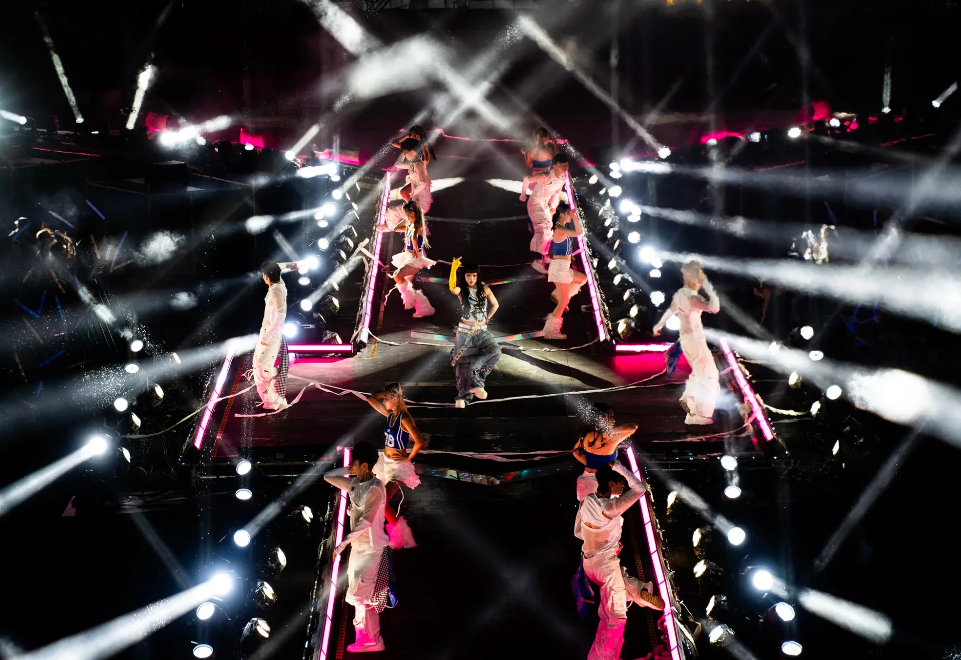 Mỹ Mỹ biểu diễn Mỹ Mỹ biểu diễn tại GAMA Music Racing Festival 2025