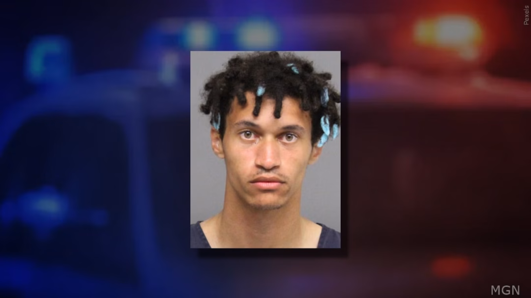 Gavin Thompson, 23 - Dodgeville, Wisconsin(Lancaster County Jail)