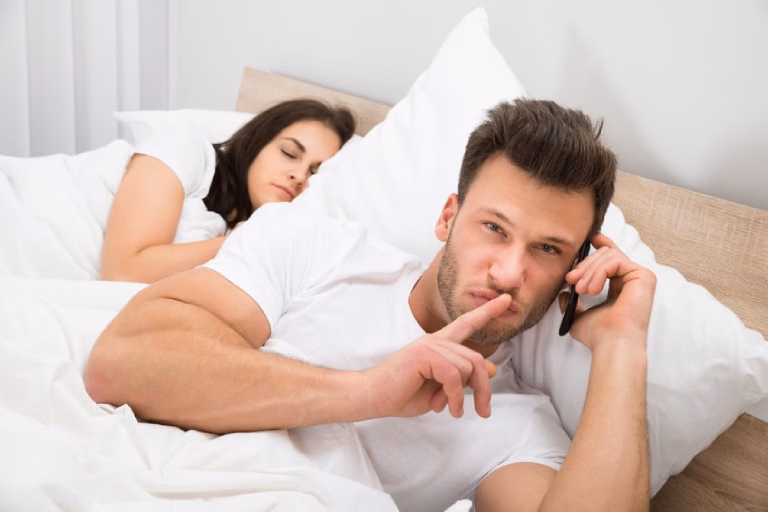 Ngoại tình lan truyền: Ảnh hưởng thế nào đến các mối quan hệ của bạn? Những nghiên cứu đột phá về hành vi ngoại tình: Ngoại tình có thể lây lan