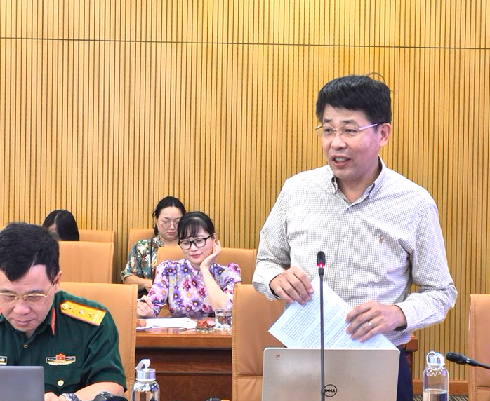 Ông Mai Văn Phấn, Phó Cục trưởng Cục Đất đai