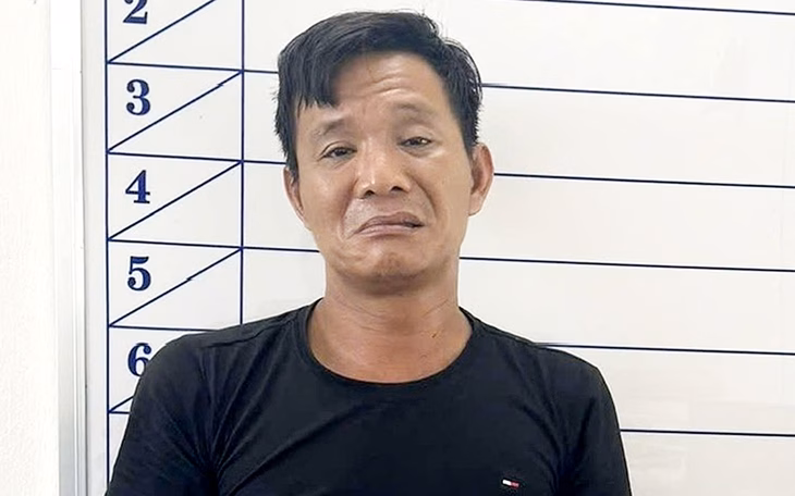Quảng Ngãi: Chủ quán nước mía bị người đàn ông dùng hung khí đâm nhiều nhát Kinh hoàng, chủ quán nước mía đang nằm võng thì bị đâm tới tấp - Ảnh 2.