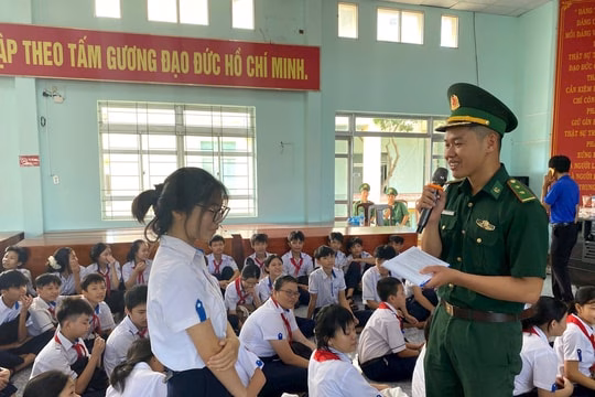 Quảng Ninh: Bãi nhiệm, miễn nhiệm và bầu bổ sung loạt chức danh chủ chốt Đắk Lắk: Tuyên truyền kỹ năng phòng chống mua bán người, ma túy học đường