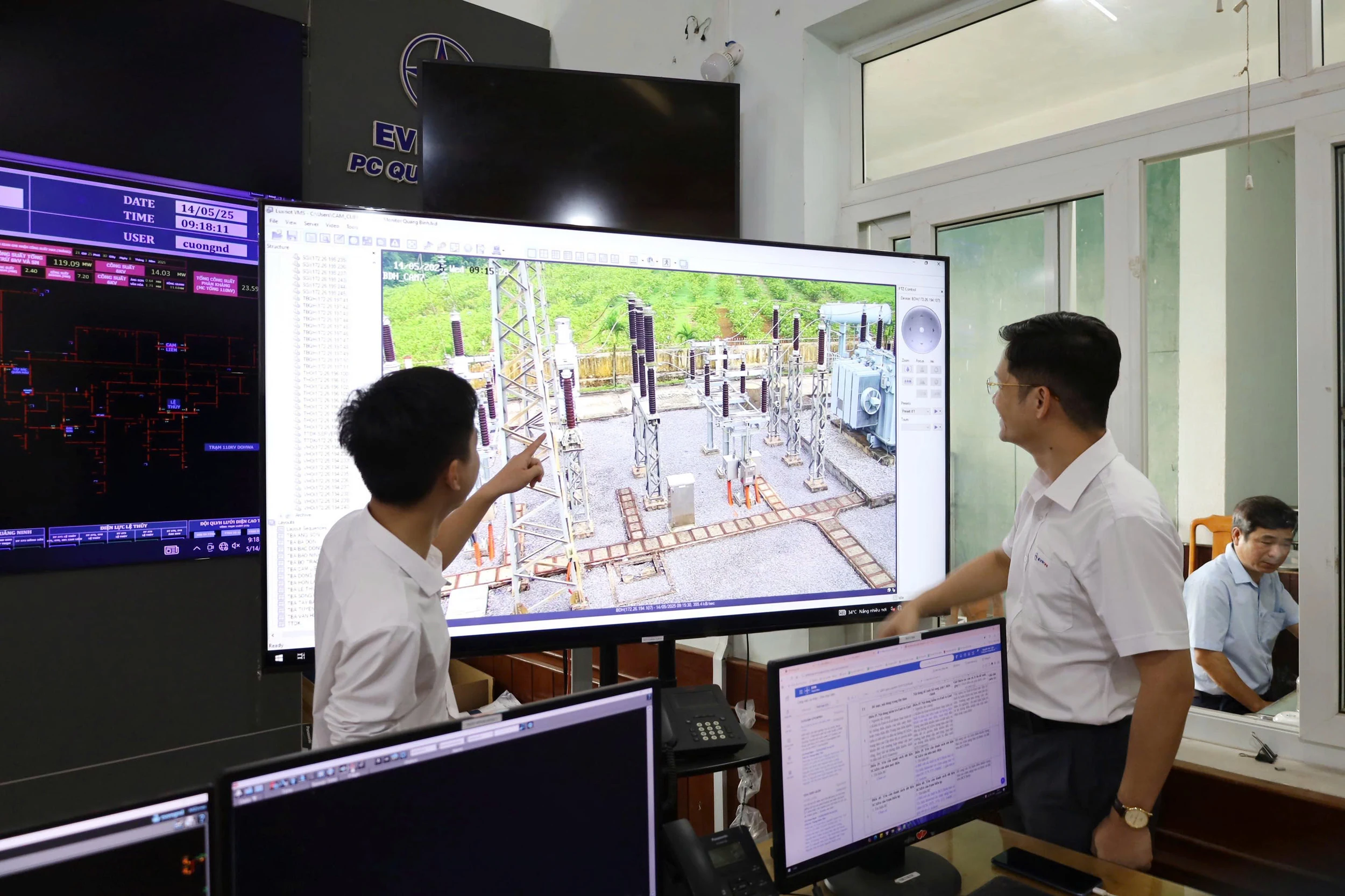 Điện lực Quảng Trị không ngừng hiện đại hóa trang thiết bị, phấn đấu sớm trở thành doanh nghiệp số - Ảnh: V.M