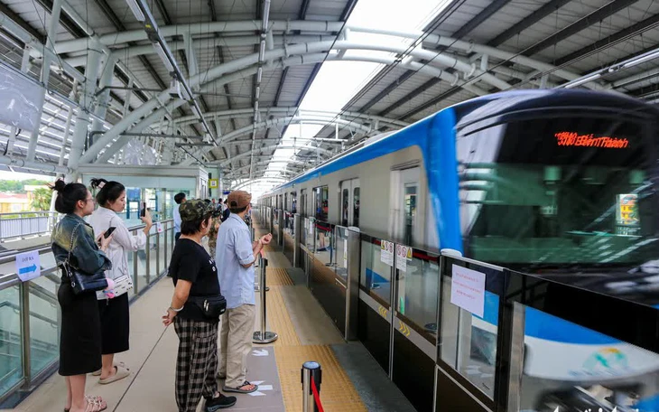 TP HCM lên kế hoạch triển khai 7 tuyến metro đến năm 2035 TP.HCM xây dựng đề án huy động và bố trí vốn đầu tư đồng loạt hàng trăm km đường sắt đô thị - Ảnh 2.