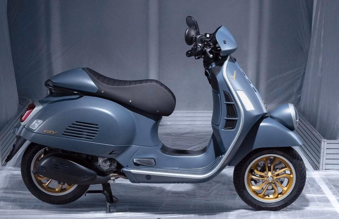 Vespa ra mắt Vespa Officina8 – Cỗ máy xăng xịn với hồn cơ khí