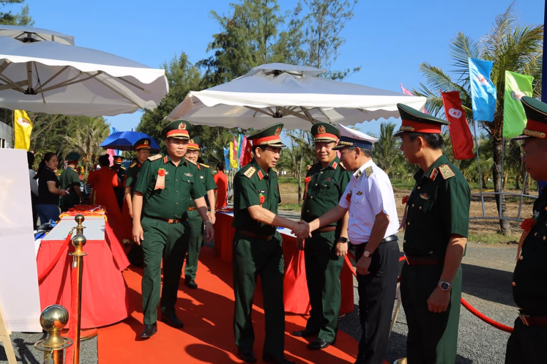 Hải quân nhân dân Việt Nam: Nâng cao kinh tế và quốc phòng biển đảo Lễ khởi công Cảng tổng hợp lưỡng dụng Hòn Khoai