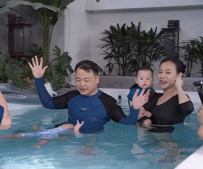 Phương Oanh tiết lộ cuộc sống幸福 bên Shark Bình và các con Giàu cỡ Shark Bình vẫn sẵn sàng ở nhà trông con cho bà xã Phương Oanh yên tâm đi quay phim- Ảnh 3.