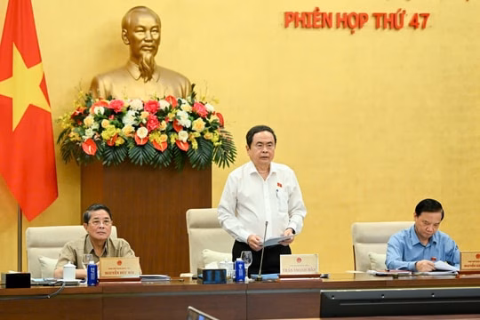 Hương Việt Sinh: Suất ăn học đường an toàn, dinh dưỡng cho học sinh Hà Nội Chủ tịch Quốc hội đánh giá cao Hà Nội hỗ trợ bữa ăn bán trú cho học sinh