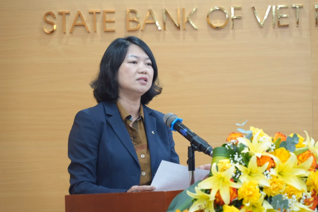 Ngân hàng Nhà nước ‘chạy đua’ nâng cao quản trị rủi ro theo Basel III Bà Nguyễn Thị Hồng Vân, Giám đốc Khối Pháp chế và Tuân thủ, phụ trách hoạt động quản lý rủi ro Vietcombank, Phó Chủ nhiệm Ủy Ban Rủi ro