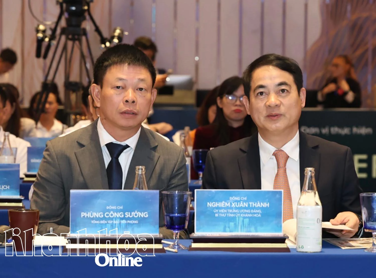 Bí thư Tỉnh ủy Nghiêm Xuân Thành tham dự hội nghị.