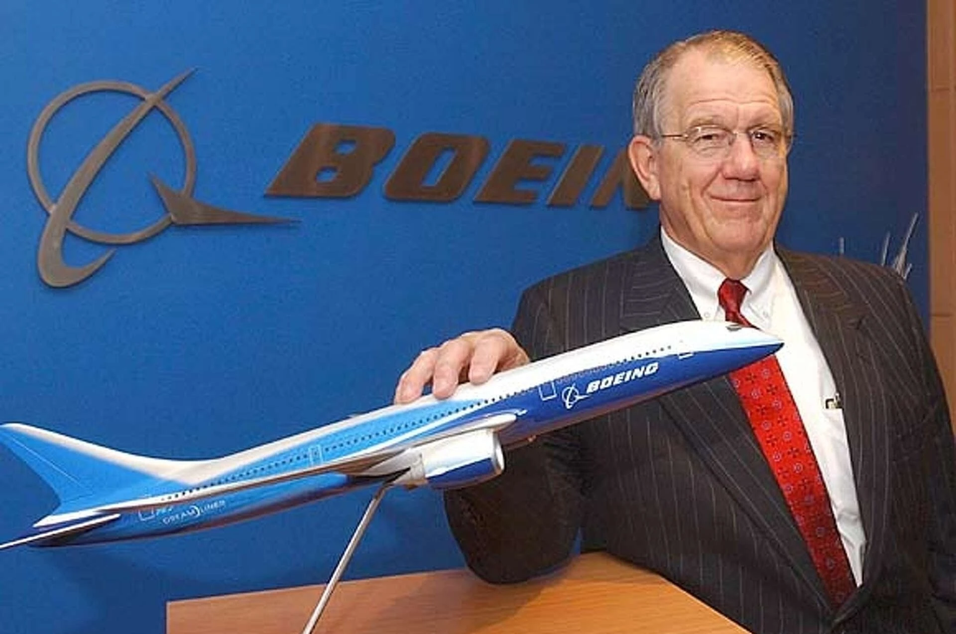 Harry Stonecipher, cựu CEO tập đoàn Boeing. Ảnh: BI.