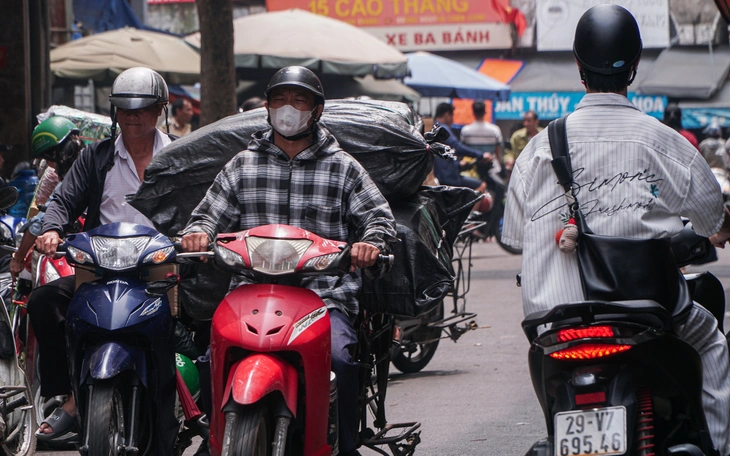 Huế lên kế hoạch chuyển đổi xe buýt, taxi sang dùng năng lượng xanh Từ nay, hệ thống xe buýt đầu tư mới ở Huế sẽ chuyển sang xe điện - Ảnh 2.