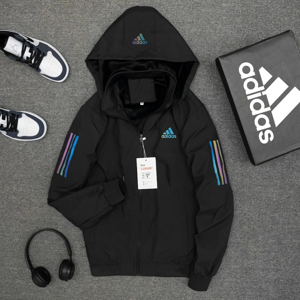 Mặc áo khoác gió lót lông ở Hà Nội: Tôi đã lầm khi nghĩ nó chỉ dùng cho mùa đông lạnh giá