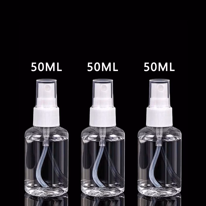 Tôi đã từng nghĩ chai xịt phun sương chỉ để trang điểm, nhưng thực tế nó giúp tôi giải quyết vấn đề lớn khi đi du lịch