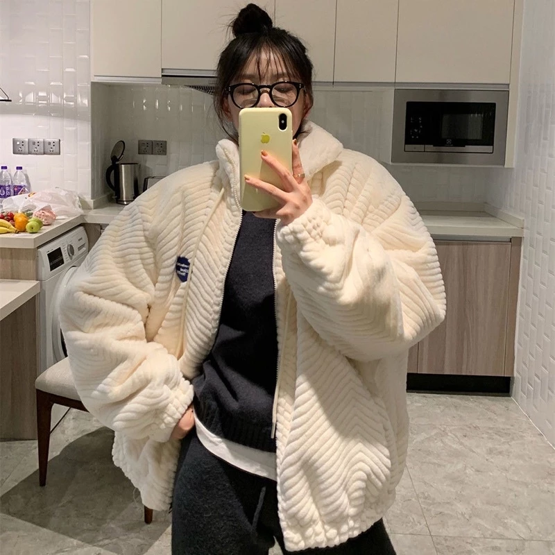 Mặc áo khoác lông thỏ đi Đà Lạt có ấm như tưởng tượng? Tôi đã học được gì sau lần đầu tiên dùng áo khoác lông 3 lớp