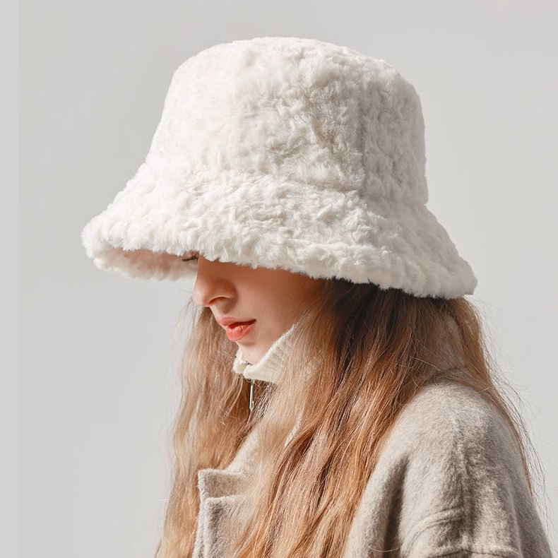 Mũ Len Dệt Tổ Ong – Bí Quyết Giữ Ấm Và Phong Cách Cho Mùa Đông Của Bạn