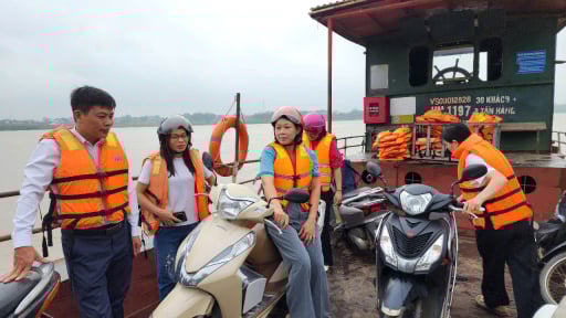 Quế Ngọc Hải rời B.Bình Dương để gia nhập HAGL vì bầu Đức? Từ bến đò Minh Châu đến bộ phận một cửa ở Hoàn Kiếm: Khi bộ máy chính quyền gần dân, vì dân