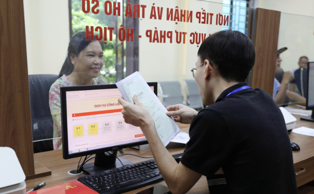 Quế Ngọc Hải rời B.Bình Dương để gia nhập HAGL vì bầu Đức? Công chức Phú Thọ, Hưng Yên sẵn sàng, quyết tâm tại nơi làm việc mới