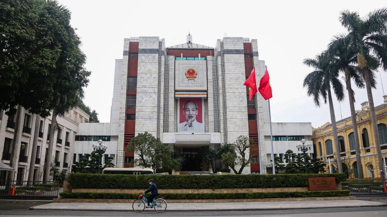 Quế Ngọc Hải rời B.Bình Dương để gia nhập HAGL vì bầu Đức? Hà Nội sắp vận hành chính quyền 2 cấp: 'Không thể lấy hào quang hôm qua để áp vào đơn vị mới'