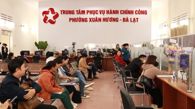 Quế Ngọc Hải rời B.Bình Dương để gia nhập HAGL vì bầu Đức? Người dân nói về việc vận hành thử nghiệm chính quyền 2 cấp tại Lâm Đồng: Nhanh nhưng 'cần giữ phong độ'