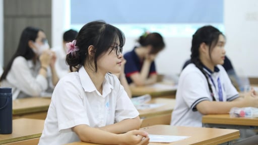 Quế Ngọc Hải rời B.Bình Dương để gia nhập HAGL vì bầu Đức? Trước “giờ G” thi tốt nghiệp THPT 2025: Vật dụng nào được đem vào phòng thi, cần lưu ý gì?