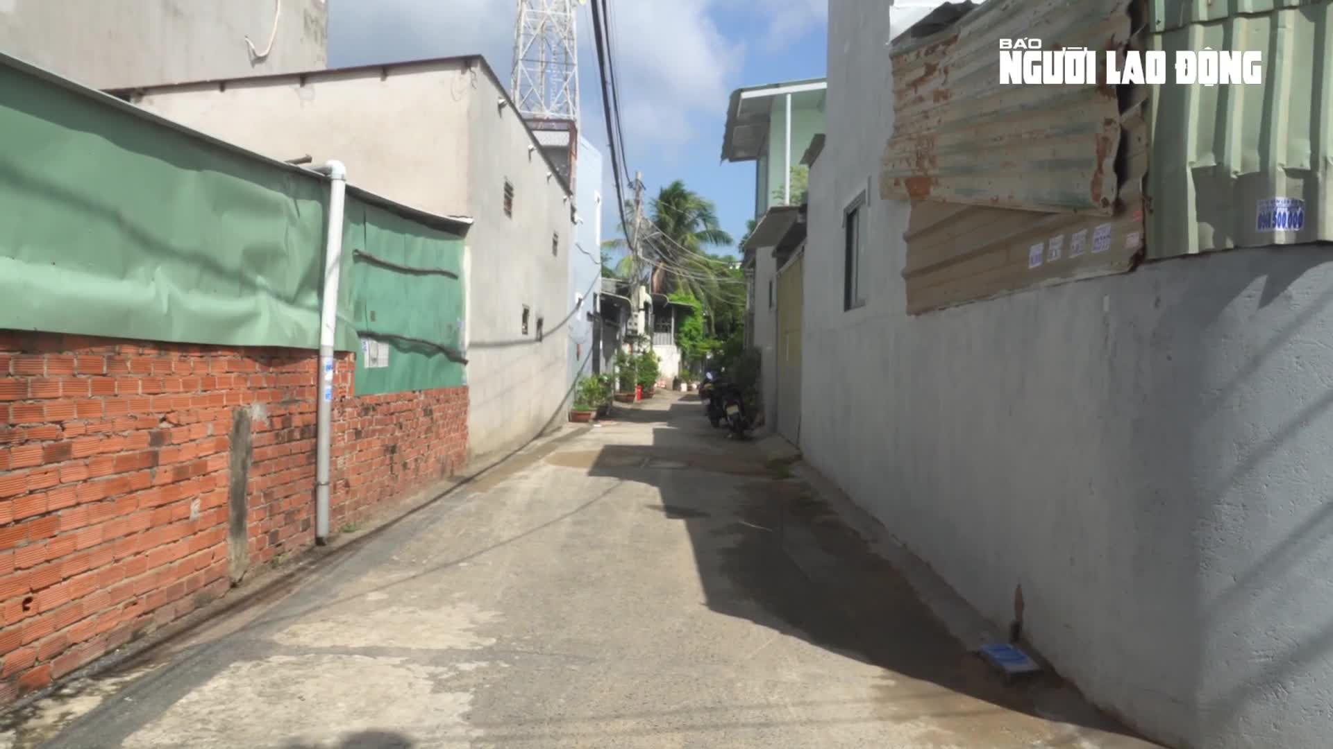 TP HCM: Hẻm trở thành điểm nóng vì lừa đảo giao hàng, dân treo biển cảnh báo shipper VIDEO: "Hẻm bom hàng" ở TP HCM khiến shipper khốn khổ, người dân buộc phải cảnh báo