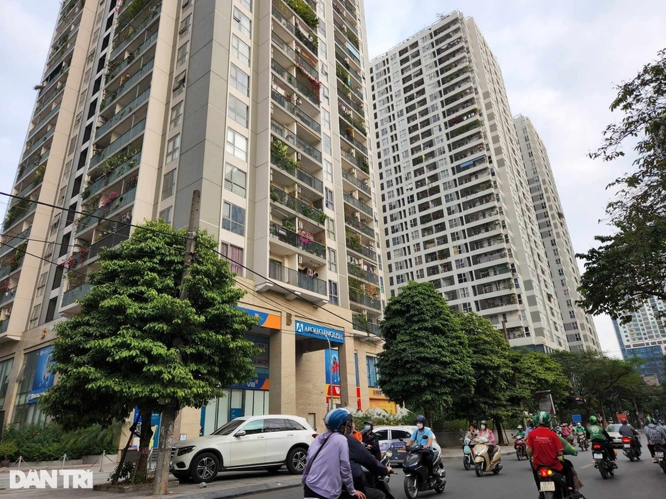 Người lao động Hà Nội cần thu nhập bao nhiêu để mua chung cư? Giá chung cư vượt xa thu nhập của người dân (Ảnh minh họa: Tâm Nguyên).