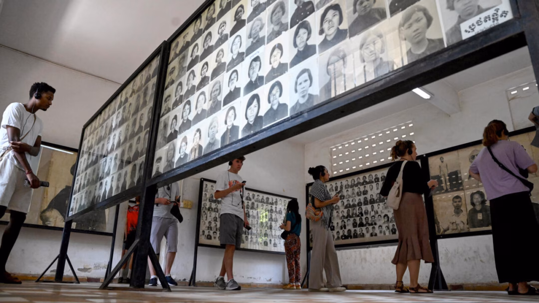 Bảo tàng diệt chủng Tuol Sleng của Campuchia