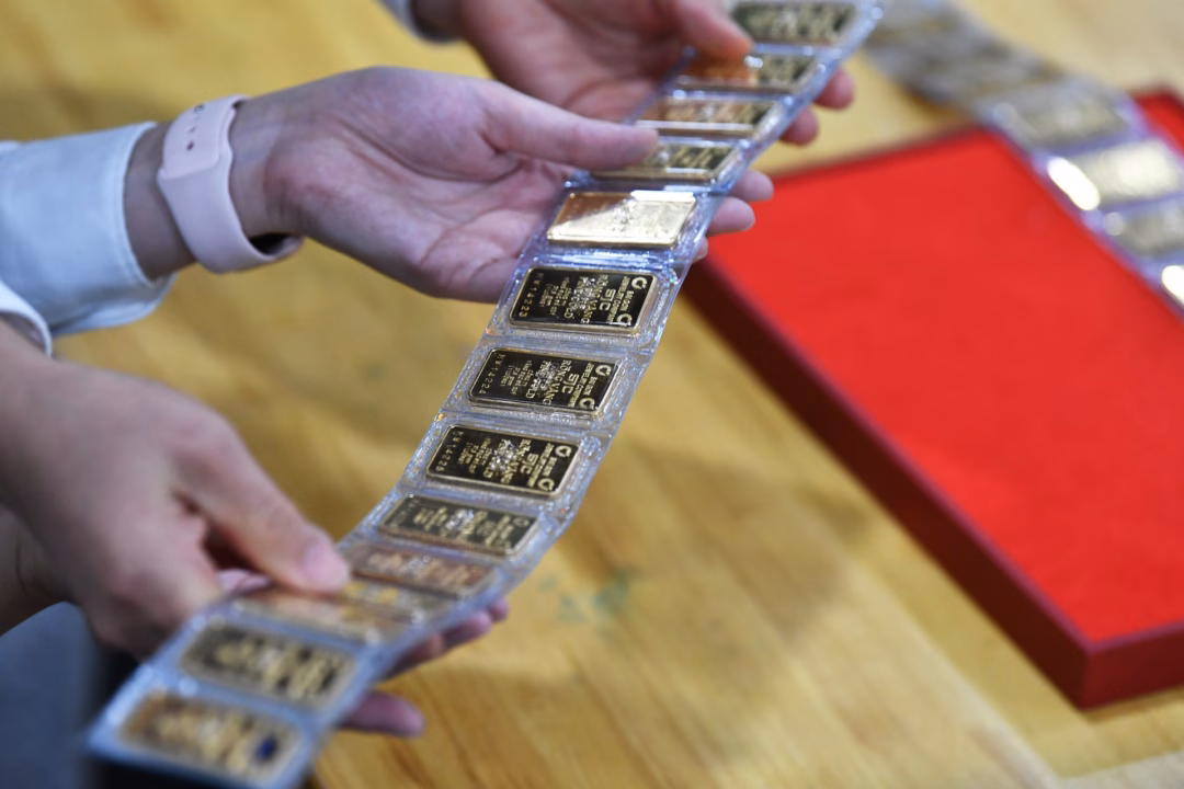 ‘Giấy phép con’ sẽ được cấp trực tuyến, không phát sinh chi phí vang bac vcb (3).jpg