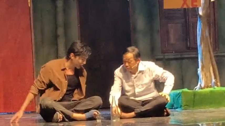 Hoài Linh mở màn sân khấu Mới với hai vở kịch mới hoailinh