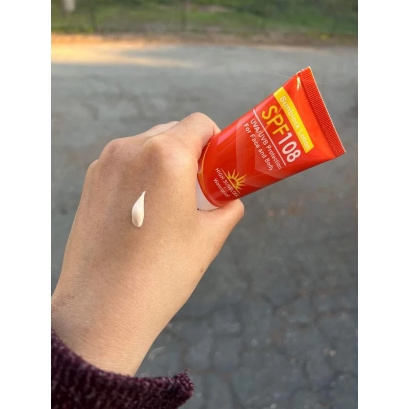 Tôi đã bỏ qua bước chống nắng trong routine chăm sóc da của mình và đây là những gì xảy ra