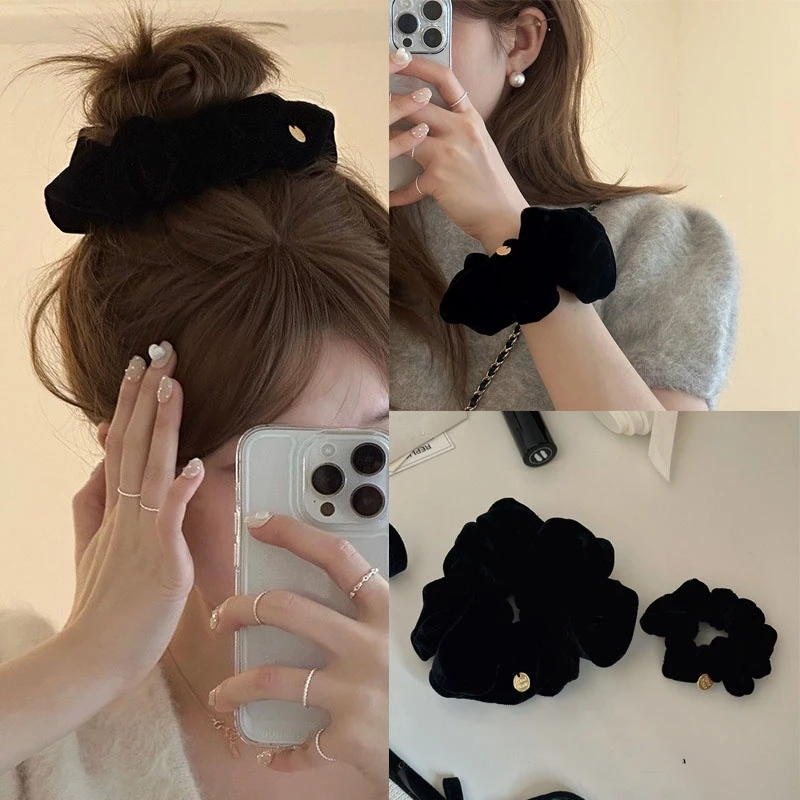 Làm Thế Nào Để Chọn Dây Buộc Tóc Lông Nhung Phù Hợp Với Phong Cách Của Bạn?