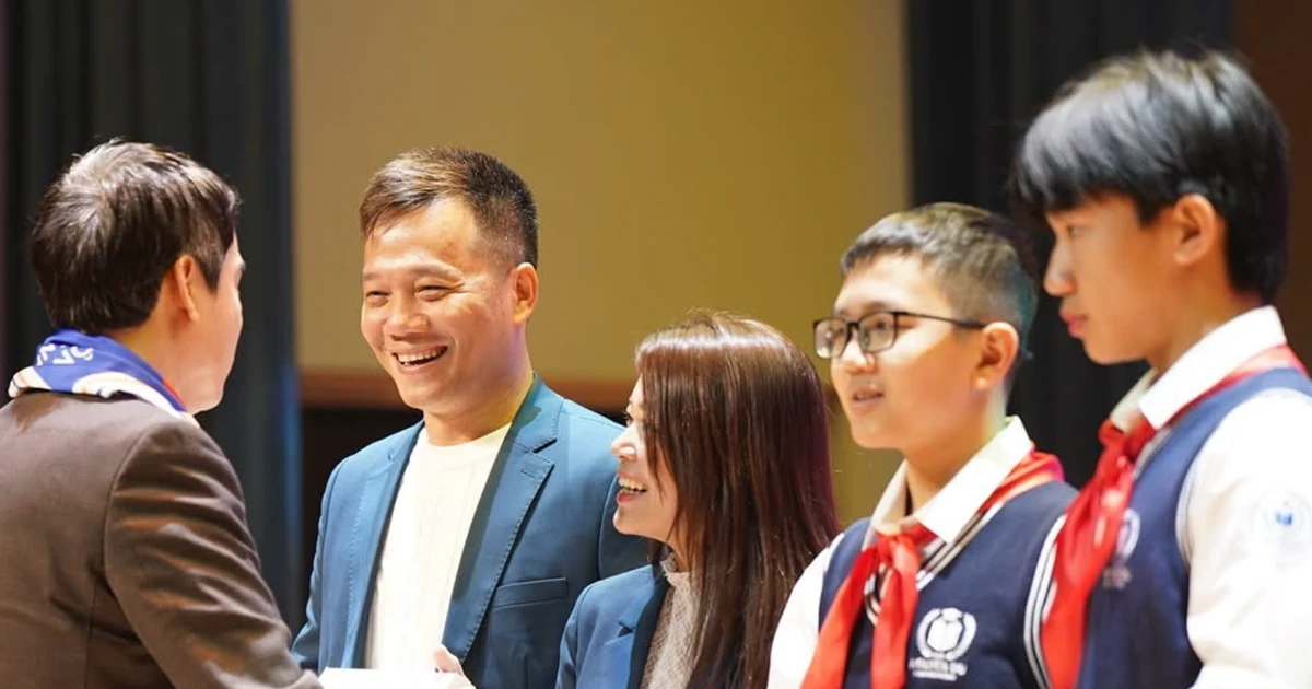 Hơn 2.500 Chuyên Gia và 1.000 KOL Đồng Hành Chiến Dịch “Không Một Mình” – Tổng Kết 2025