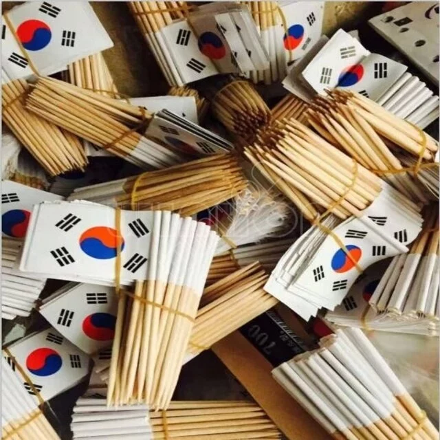 Làm thế nào để tạo không khí tiệc đáng nhớ với cờ tăm Hàn Quốc mà không phải ai cũng biết?