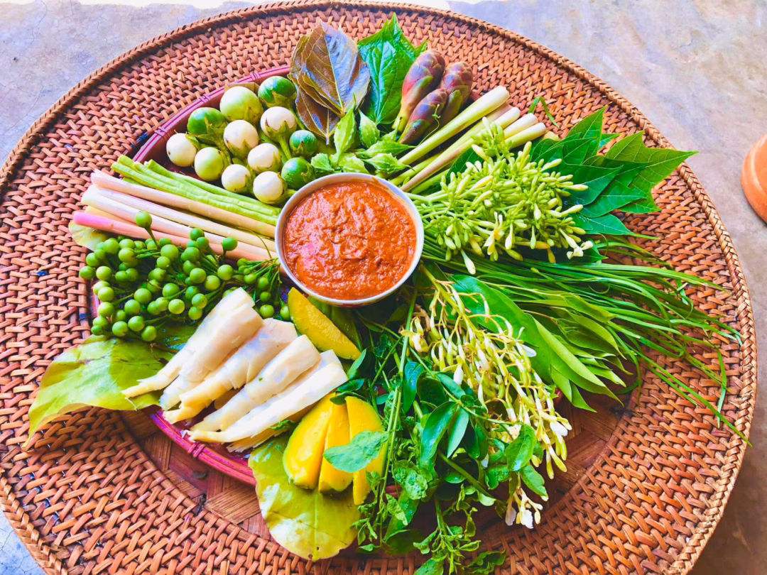 Cách làm tương thô ố独特 từ hạt đậu tương của người Thái đen Sơn La