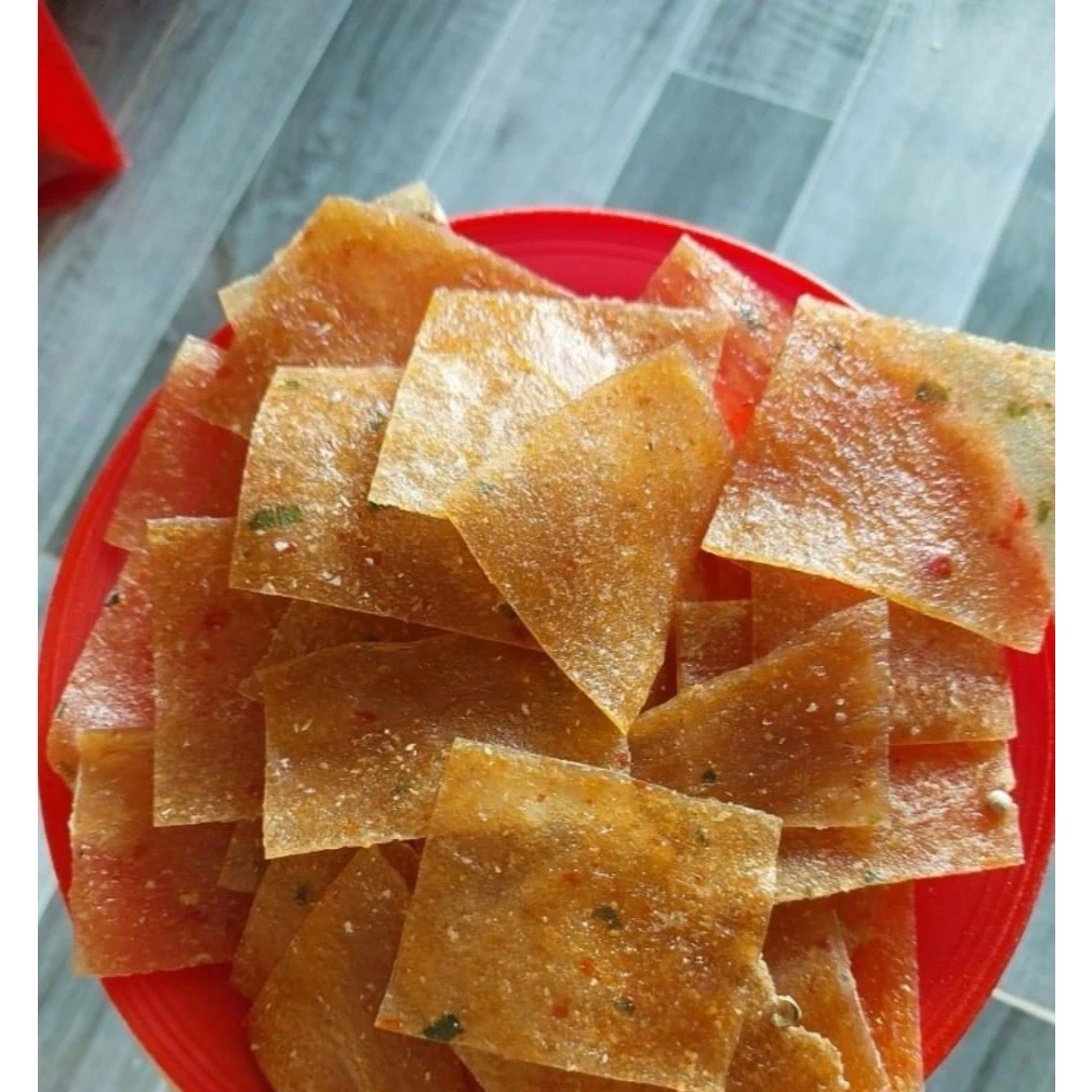 Có cần phải hâm lại bánh phồng tôm đặc biệt Năm Căn Cà Mau sau khi mua về không?