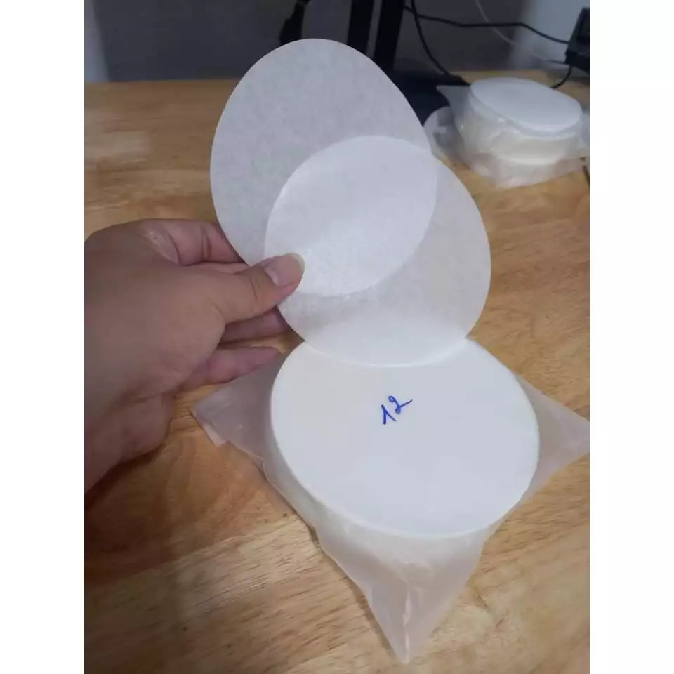 Làm thế nào để chọn giấy nến chống dính phù hợp cho món bánh bao và pizza homemade của bạn?