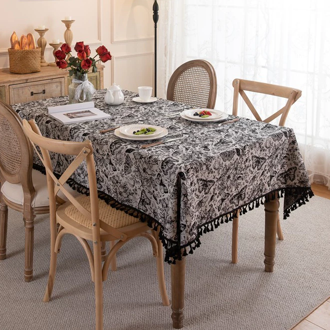 Làm thế nào để chọn khăn trải bàn picnic phù hợp cho chuyến đi cuối tuần?